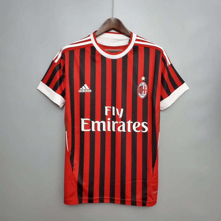 AC MILAN 2011–2012 HEMMATRÖJA