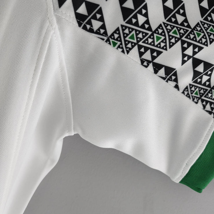 Nigeria 2022 BORTATRÖJA